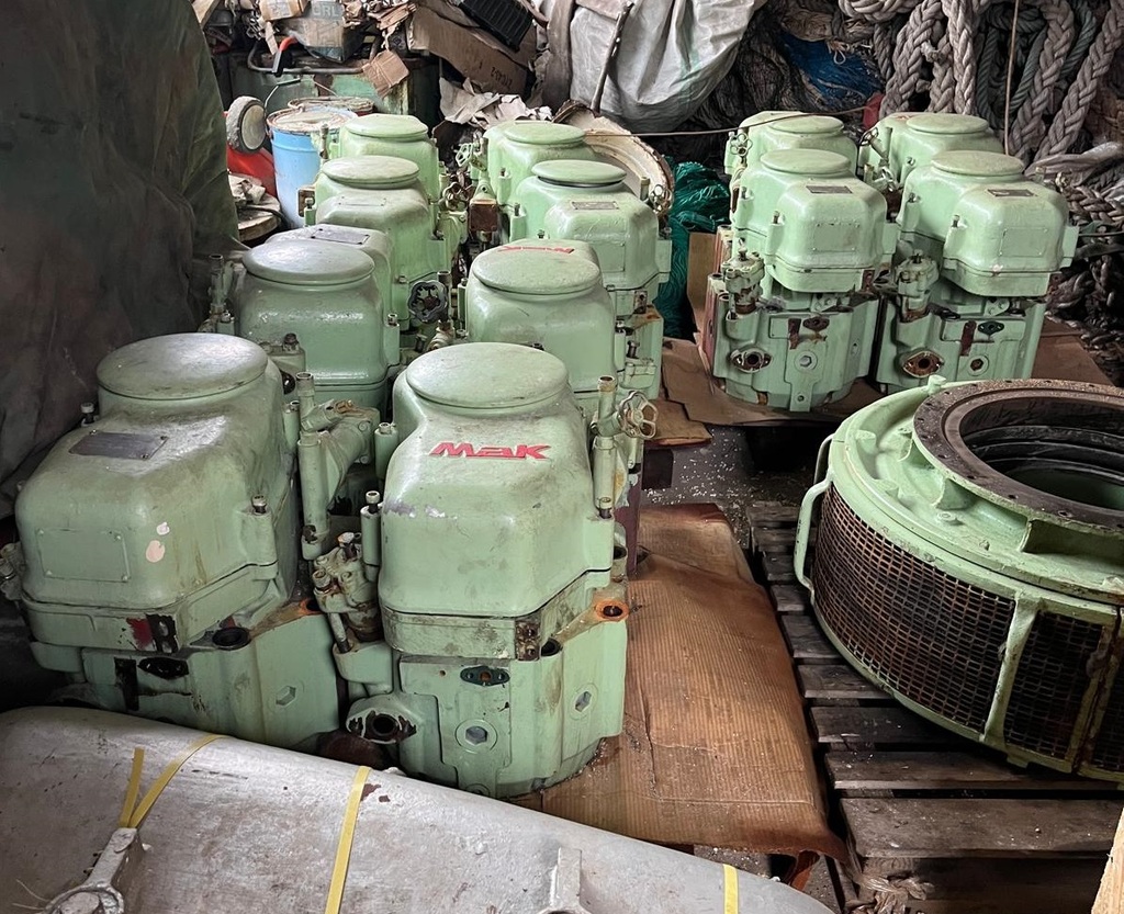 MAK M453AK CYLINDER HEADS - breezants